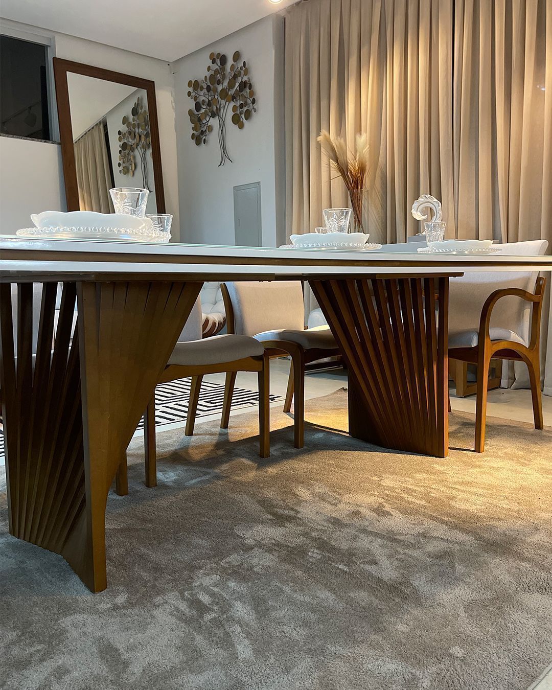Mesa Jantar Esmeralda