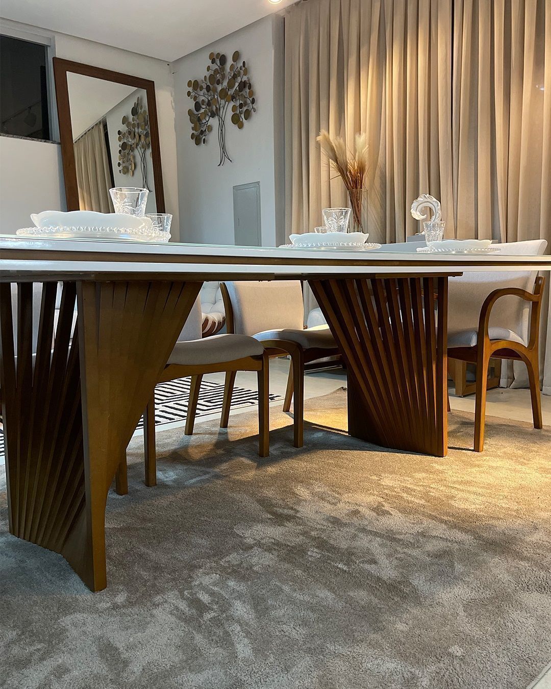Mesa Jantar Esmeralda